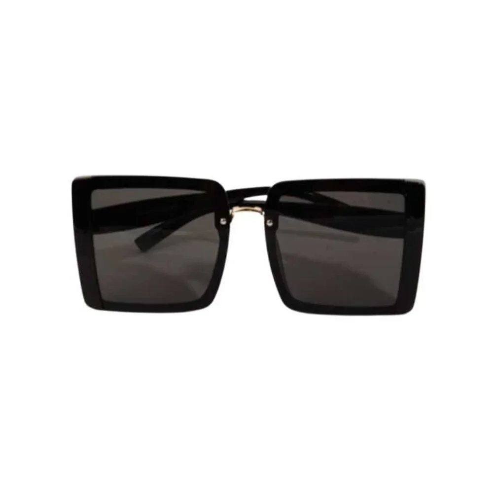 ✨5/$25✨Chunky Square Fashion Sunglasses in Black